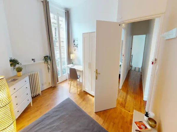Loue chambre en colocation dans appartement
