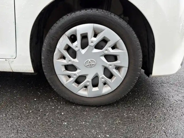 Toyota Aygo 1.0 vvt-i x-play 72 ch — photo 9