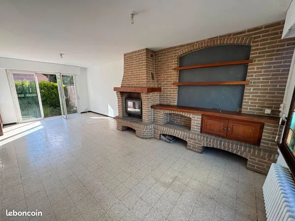 Maison familiale avec 3 chambres et sous-sol complet - Houplines