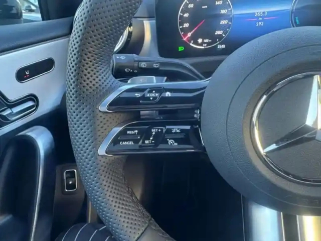 Mercedes Classe A 250 e hybrid eq amg exclusive — photo 13