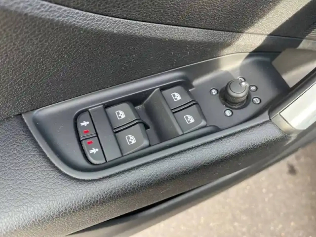 Audi Q2 30 tfsi 116 bvm6 — photo 33