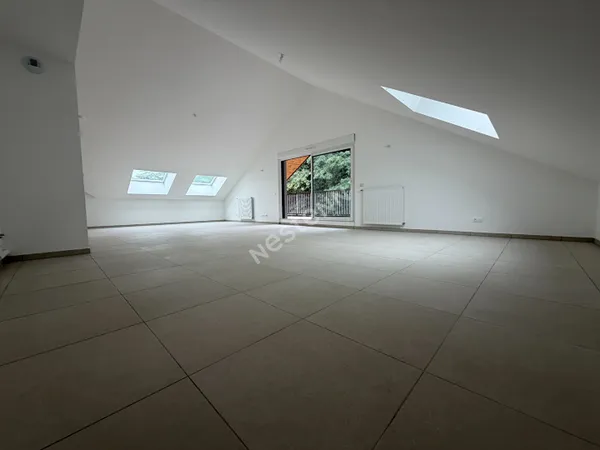 Appartement 4 pièces à vendre à La Motte-Servolex, dernier étage, ascenseur