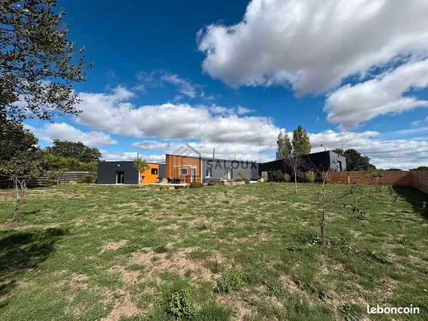 Immeuble 5 pièces 270 m²