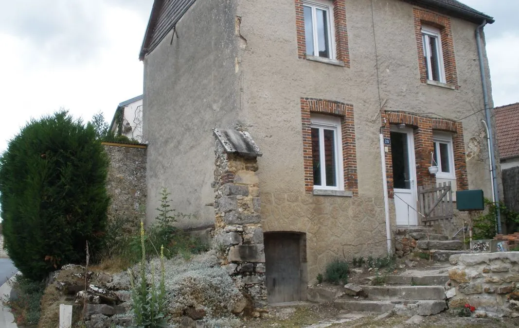 Photo 1