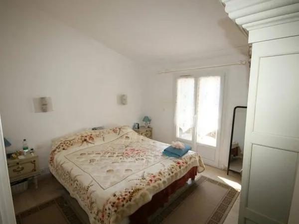 Local 3 pièces 70 m²