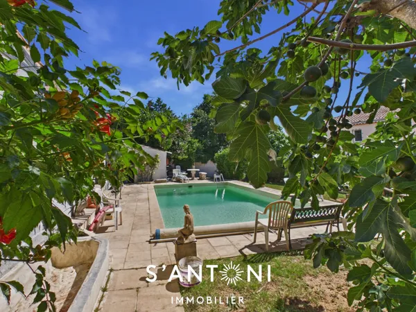 Maison 6 pièces 186 m²