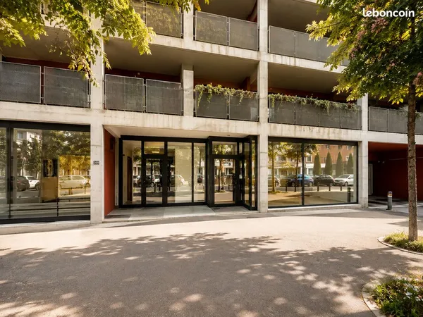 Bureaux 42 m² RDC - Aix-en-Provence - Clim, fibre, parking