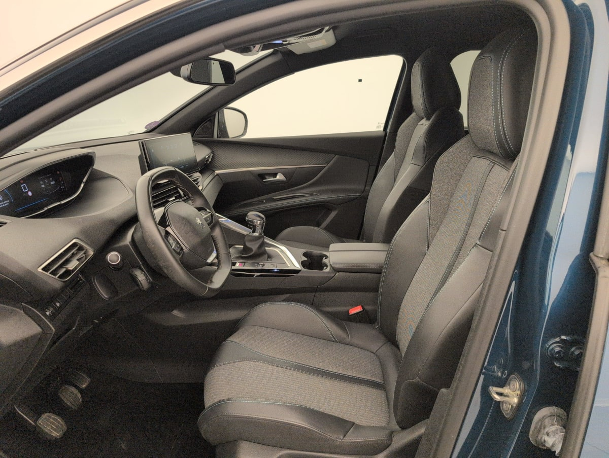 Peugeot 5008 — photo 22