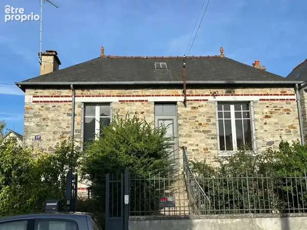 A VENDRE - AGENCE GIBOIRE - Maison Rennes Sainte Thérèse dans rue calme