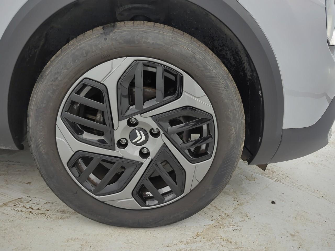 Citroën C4 puretech 130 eat8 plus — photo 28
