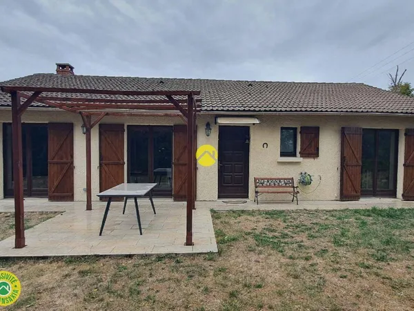 Maison de plain-pied 8 pièces 122 m²