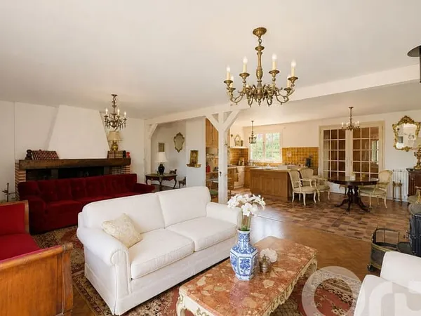 Maison 6 pièces 162 m²