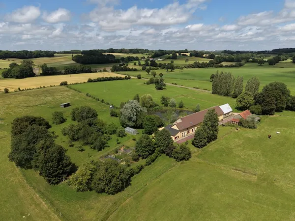 Propriété en campagne préservée sur 12ha