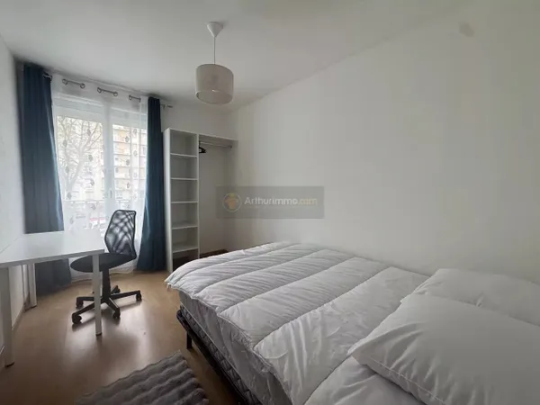 Appartement 1 pièce 90 m²