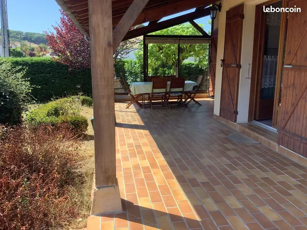 Grande maison avec piscine
