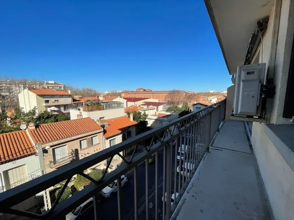 4 Pièces Appartement T4 avec parking et cave