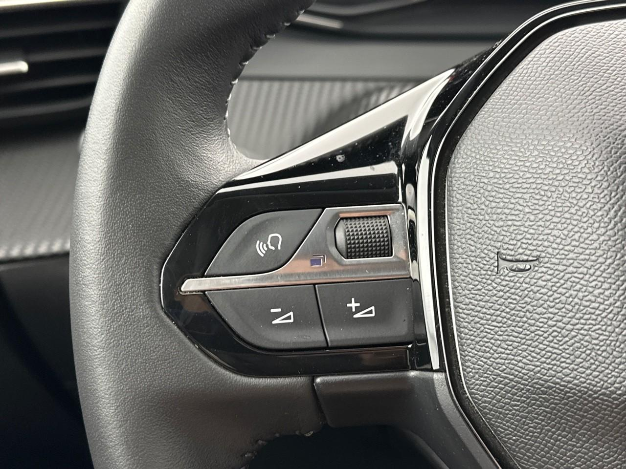 Peugeot 208 puretech 75 s&s bvm5 style — photo 20