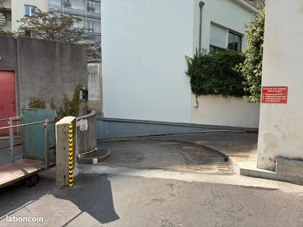Parking 12 eme Paris
