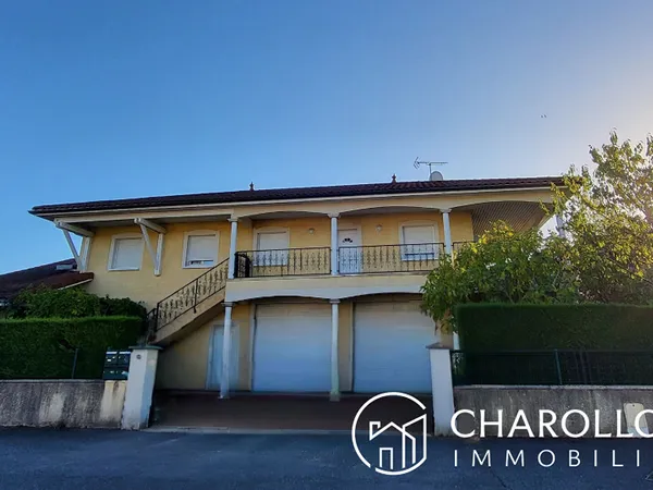 IDÉAL INVESTISSEUR ? ENSEMBLE IMMOBILIER DE 350 M² ? CHARNAY-LÈS-MÂCON