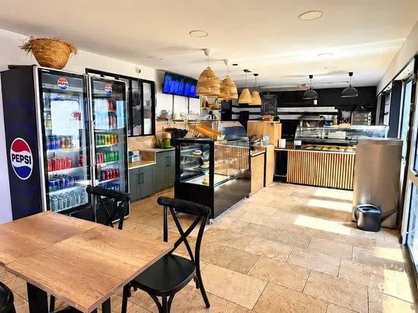 Fonds de commerce 100 m²