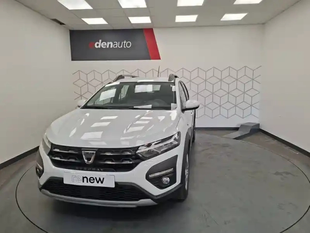 Dacia Sandero tce 90 - 22 — photo 10