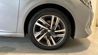Peugeot 208 1.2 PureTech 100ch S&S Allure — photo 20