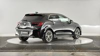 Toyota Corolla 1.8 140ch Design MY23 — photo 5