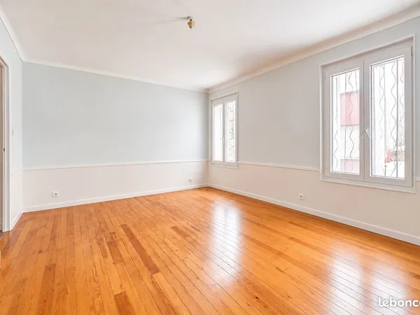 Maison 8 pièces 167 m²