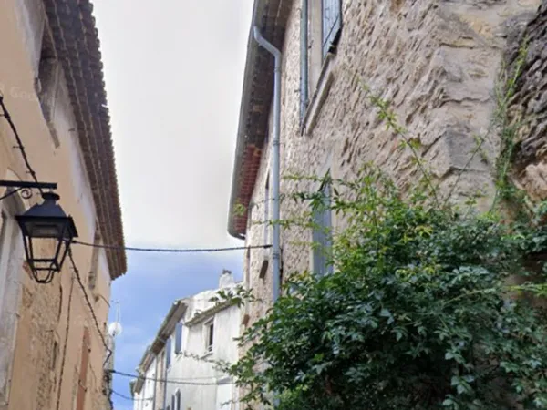 Maison 126 000 € quartier historique de Bagnols sur Cèze 30