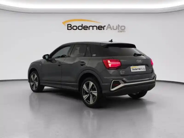 Audi Q2 35 tdi 150 s tronic 7 — photo 18