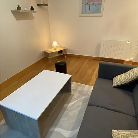 A louer-Appartement meublé
