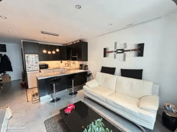 À louer Meublé 2 pièces Paris 18 ème