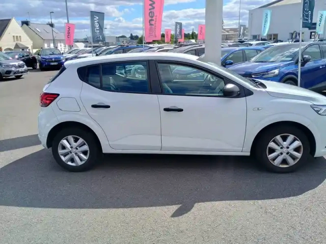 Dacia Sandero eco-g 100