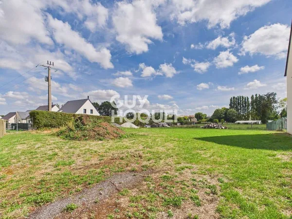 Terrain 838 m²