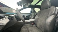 Peugeot 3008 Electrique 210ch Batterie 73 kWh GT Exclusive — photo 9