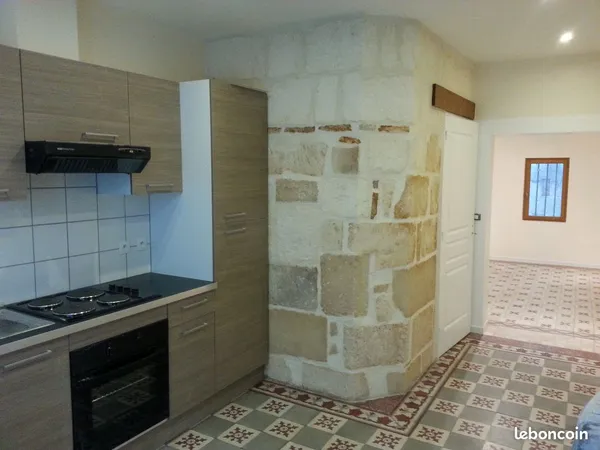 Maison de village Sommières 67 m2 plus 26 M2 de caves