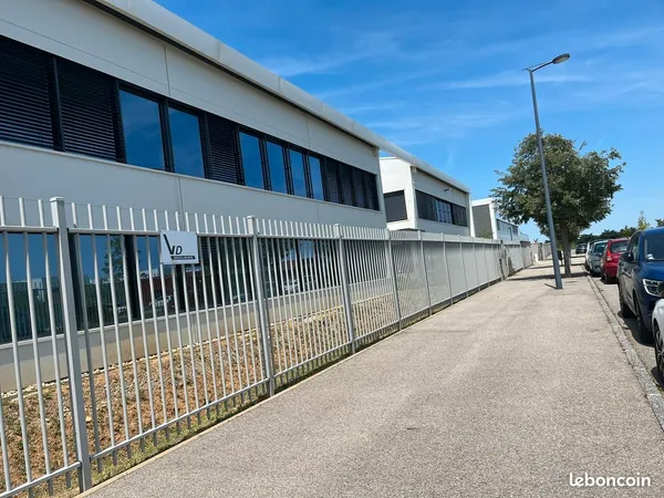 Bureaux 1771 m² VALENCE
