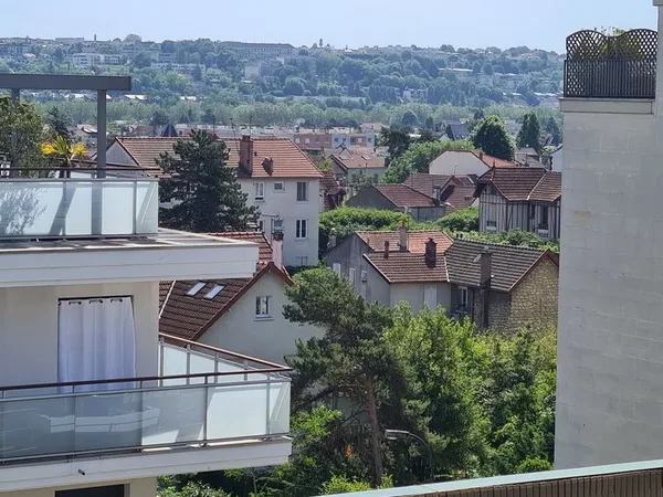 Grand 2 pièces Champignol-la Varenne 2 min gare RER
