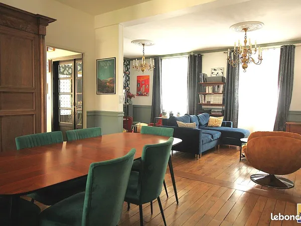 Maison 7 pièces 180 m²