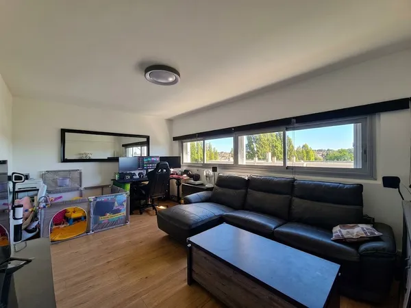 Appartement 5 pièces 100 m²