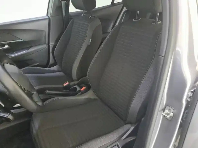 Peugeot 2008 puretech 130 s&amp;s eat8 — photo 32