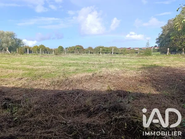 Terrain 1023 m²