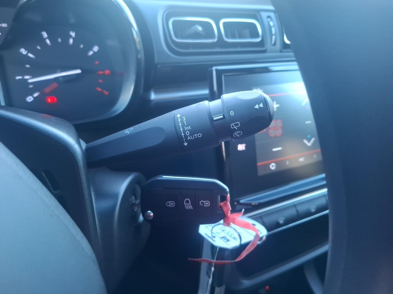 Citroën C3 1.2 puretech 83ch s&s shine — photo 17