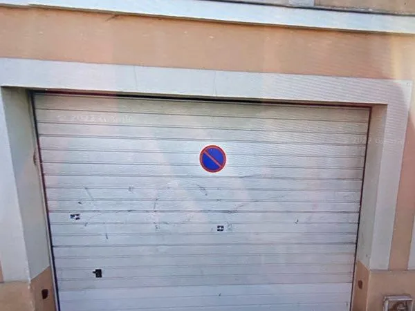 Location parking aérien