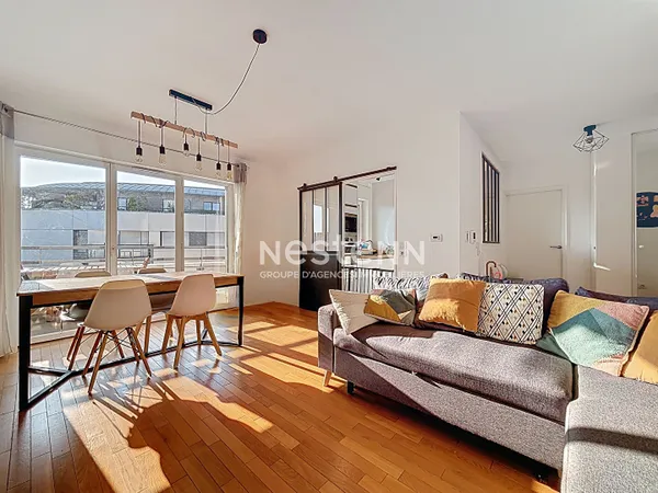 ISSY LES MOULINEAUX - FORT D'ISSY - Vente Appartement 3 pièces en étage avec balcon
