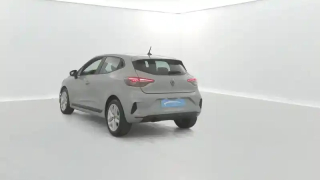 Renault Clio tce 90 — photo 12