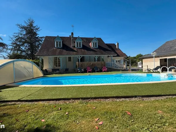 Maison 7 pièces 225 m²