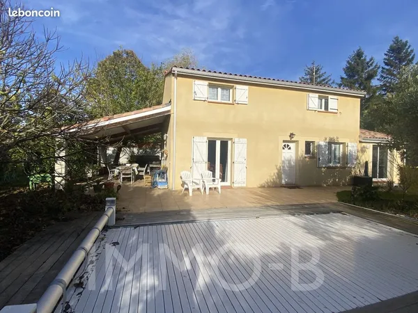 Maison 5 pièces 135 m²