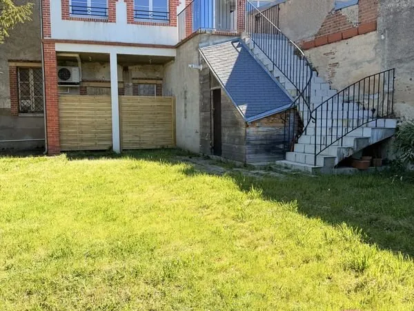 Maison 11 pièces 264 m²