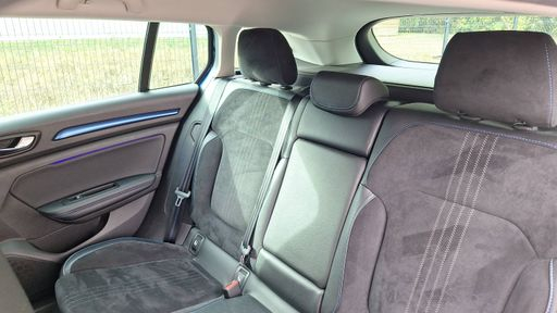 Renault Megane Estate 1.6 dCi 165 EDC6 - GT – 2017 – 131476 km – Diesel – Boîte Automatique — photo 45